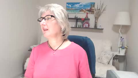 Snapshot of leilamays chatting on October 10, 2025, 6:56 am Leila Kinky online show from October 10, 2025, 6:56 am