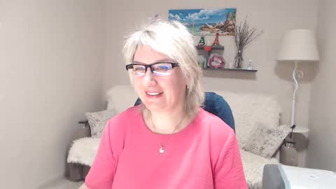 Snapshot of leilamays chatting on April 26, 2026, 3:26 am Leila Kinky online show from April 26, 2026, 3:26 am