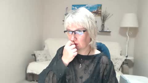 Snapshot of leilamays chatting on May 14, 2026, 5:14 am Leila Kinky online show from May 14, 2026, 5:14 am