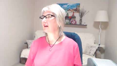 Snapshot of leilamays chatting on May 15, 2026, 3:02 am Leila Kinky online show from May 15, 2026, 3:02 am