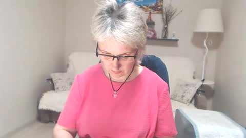 Snapshot of leilamays chatting on May 16, 2026, 4:09 am Leila Kinky online show from May 16, 2026, 4:09 am
