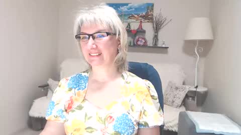 Snapshot of leilamays chatting on May 18, 2026, 6:08 am Leila Kinky online show from May 18, 2026, 6:08 am