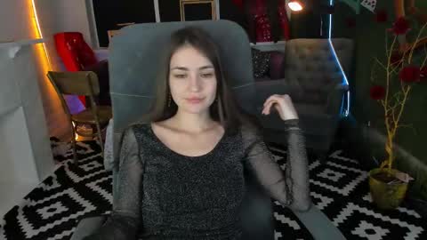 Leila Rai online show from February 6, 2025, 4:25 pm