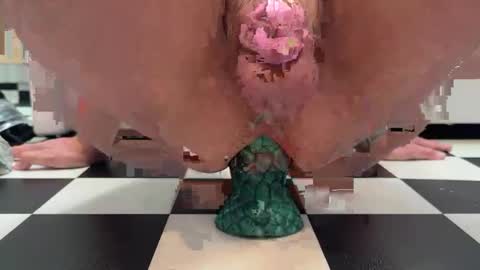 Snapshot of lekogmorro83 chatting on November 20, 2025, 12:49 pm My limits pushed online show from November 20, 2025, 12:49 pm