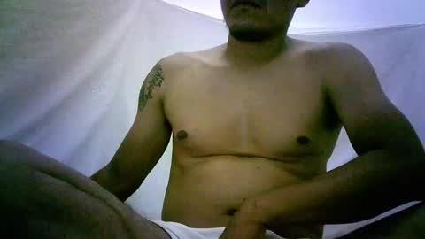 Snapshot of len0n_ chatting on October 21, 2025, 6:14 am Lenon online show from October 21, 2025, 6:14 am