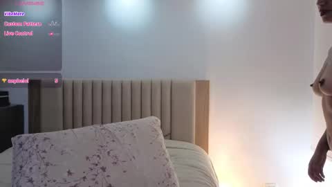 Lena online show from October 21, 2025, 5:57 pm