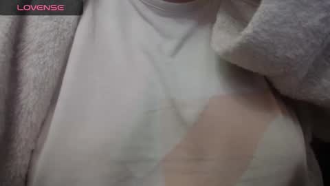 lenagolden online show from March 2, 2025, 5:14 pm