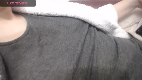 lenagolden online show from March 7, 2025, 3:18 pm