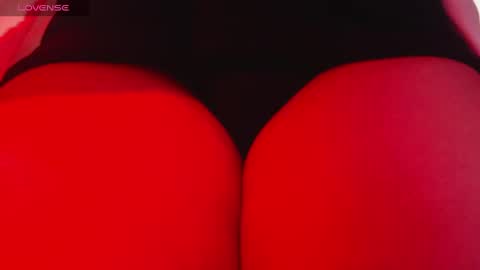 Lenna Kang online show from March 9, 2025, 7:15 pm