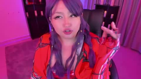 Lenna Kang online show from October 25, 2025, 12:07 am