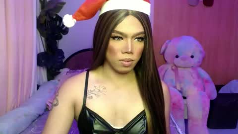 lena online show from November 9, 2025, 5:44 pm