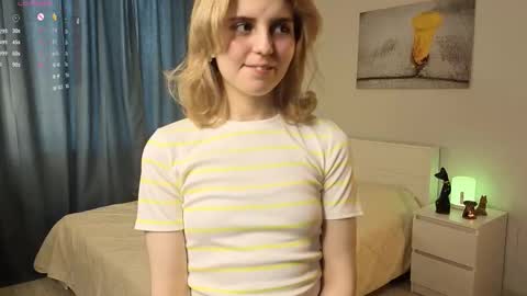 Snapshot of lenexo chatting on September 15, 2025, 10:37 am Earlene online show from September 15, 2025, 10:37 am
