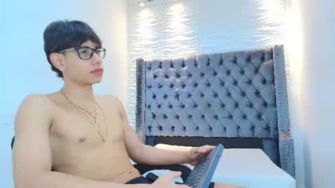 Snapshot of lenny_knox2 chatting on July 4, 2026, 12:22 pm LENNY online show from July 4, 2026, 12:22 pm