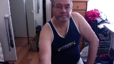 Pussylicker online show from December 1, 2024, 10:10 pm