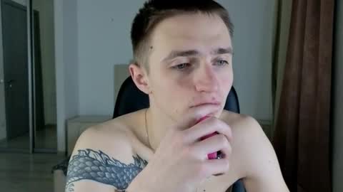 Snapshot of leo__miller chatting on January 14, 2026, 6:35 pm LEO online show from January 14, 2026, 6:35 pm