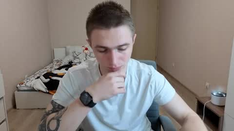 Snapshot of leo__miller chatting on May 20, 2026, 5:08 pm LEO online show from May 20, 2026, 5:08 pm