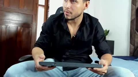 Snapshot of leo_carter1 chatting on February 28, 2026, 2:29 pm leo_carter1 online show from February 28, 2026, 2:29 pm