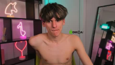 leo_valor online show from March 15, 2026, 7:42 pm