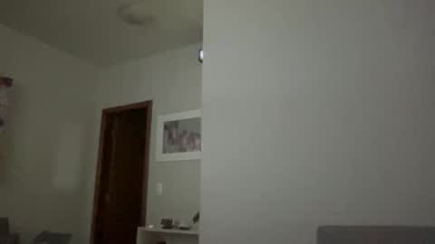 Leo Wolf online show from November 26, 2025, 5:52 am