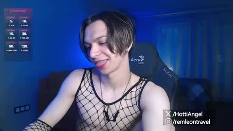 Leon online show from April 22, 2026, 4:41 pm