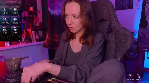 leona online show from April 27, 2026, 6:50 pm