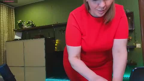 Snapshot of leona_tracie chatting on March 20, 2026, 9:08 pm Leona tracie online show from March 20, 2026, 9:08 pm