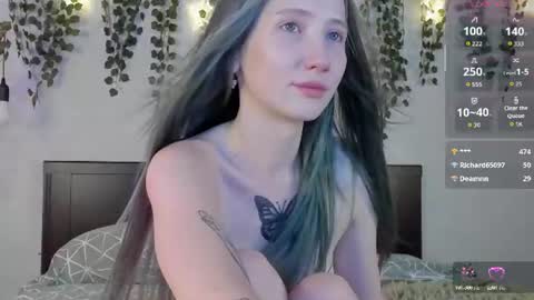 Snapshot of leona_vixen chatting on June 11, 2026, 2:53 am Leona online show from June 11, 2026, 2:53 am