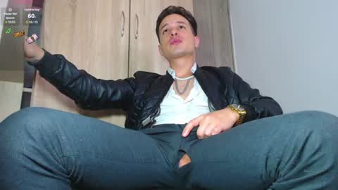 Snapshot of leonal_oconer chatting on July 17, 2026, 4:45 pm iam leonal online show from July 17, 2026, 4:45 pm