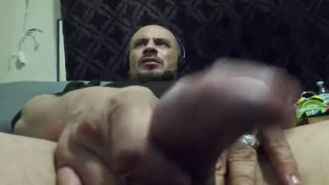 Snapshot of leonar0101 chatting on January 20, 2025, 7:04 am leonar0101 online show from January 20, 2025, 7:04 am