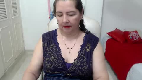 Snapshot of leonela_69 chatting on June 5, 2026, 10:48 pm leonela online show from June 5, 2026, 10:48 pm