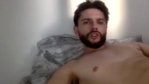 leonjmeab online show from September 15, 2025, 6:02 am