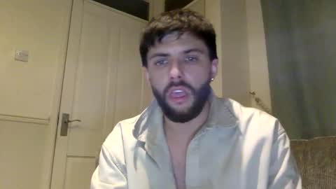 leonjmeab online show from March 8, 2026, 11:52 pm