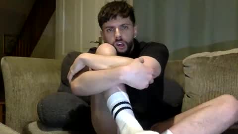 leonjmeab online show from April 9, 2026, 8:25 pm