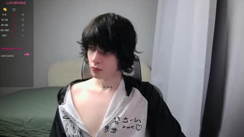 Snapshot of leonkissboy chatting on February 12, 2026, 1:28 pm leonkissboy online show from February 12, 2026, 1:28 pm