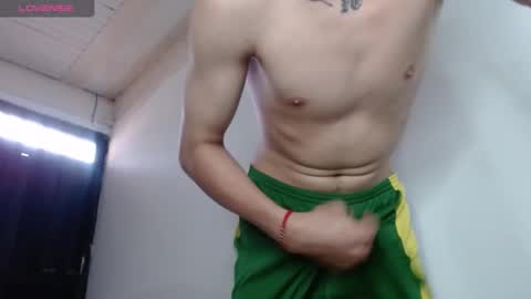 Snapshot of leostormy chatting on March 8, 2025, 9:18 pm leostormy online show from March 8, 2025, 9:18 pm