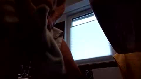 Snapshot of leoxxx732698 chatting on February 24, 2026, 8:34 am leoxxx732698 online show from February 24, 2026, 8:34 am