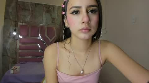 Snapshot of leri_rose_ chatting on August 6, 2026, 11:45 am online show from August 6, 2026, 11:45 am