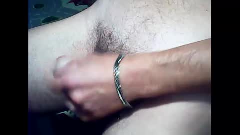 Snapshot of leroi_1981_ chatting on October 8, 2025, 3:42 pm leroi_1981_ online show from October 8, 2025, 3:42 pm