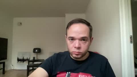 Snapshot of leroidesaulnes chatting on November 17, 2025, 1:06 pm leroidesaulnes online show from November 17, 2025, 1:06 pm