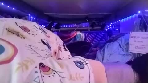 LesleyGumGrass- The Boring Trans girl online show from March 4, 2025, 4:17 am