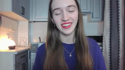 Snapshot of leslie_my_lovee chatting on September 29, 2025, 7:19 pm  LESLIE   online show from September 29, 2025, 7:19 pm