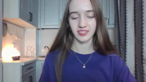 Snapshot of leslie_my_lovee chatting on October 3, 2025, 9:12 pm  LESLIE   online show from October 3, 2025, 9:12 pm