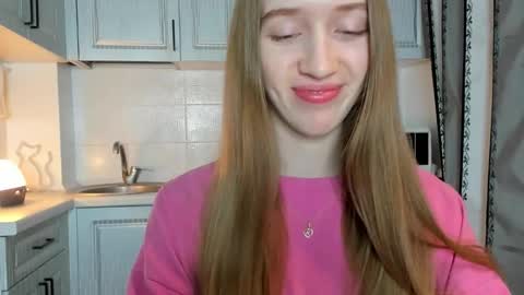 Snapshot of leslie_my_lovee chatting on October 24, 2025, 8:38 pm  LESLIE   online show from October 24, 2025, 8:38 pm