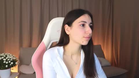 Snapshot of lesliestein chatting on November 5, 2025, 1:33 pm lesliestein online show from November 5, 2025, 1:33 pm