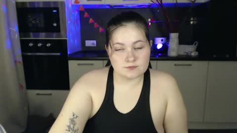 Snapshot of lesssi_ chatting on February 23, 2025, 1:57 am Alison online show from February 23, 2025, 1:57 am