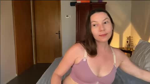 lessya_magic online show from April 5, 2026, 9:17 am