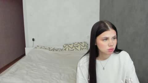 Fiona online show from February 18, 2025, 4:48 pm