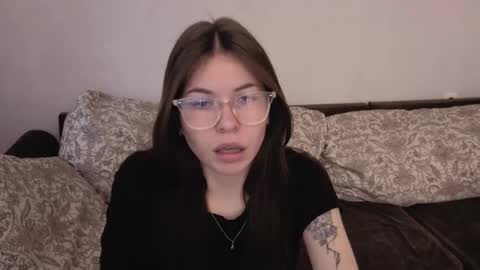 Fiona online show from December 1, 2025, 11:04 am