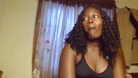 Snapshot of letecia557422 chatting on February 22, 2025, 6:28 am Letecia557422 online show from February 22, 2025, 6:28 am