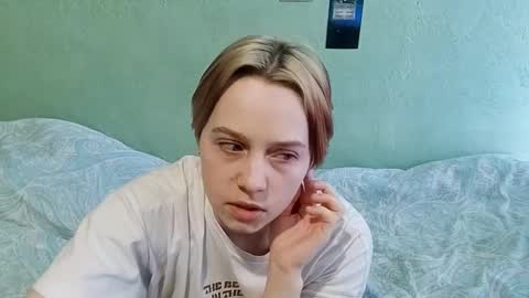 letitiaboteler online show from November 27, 2025, 11:01 am